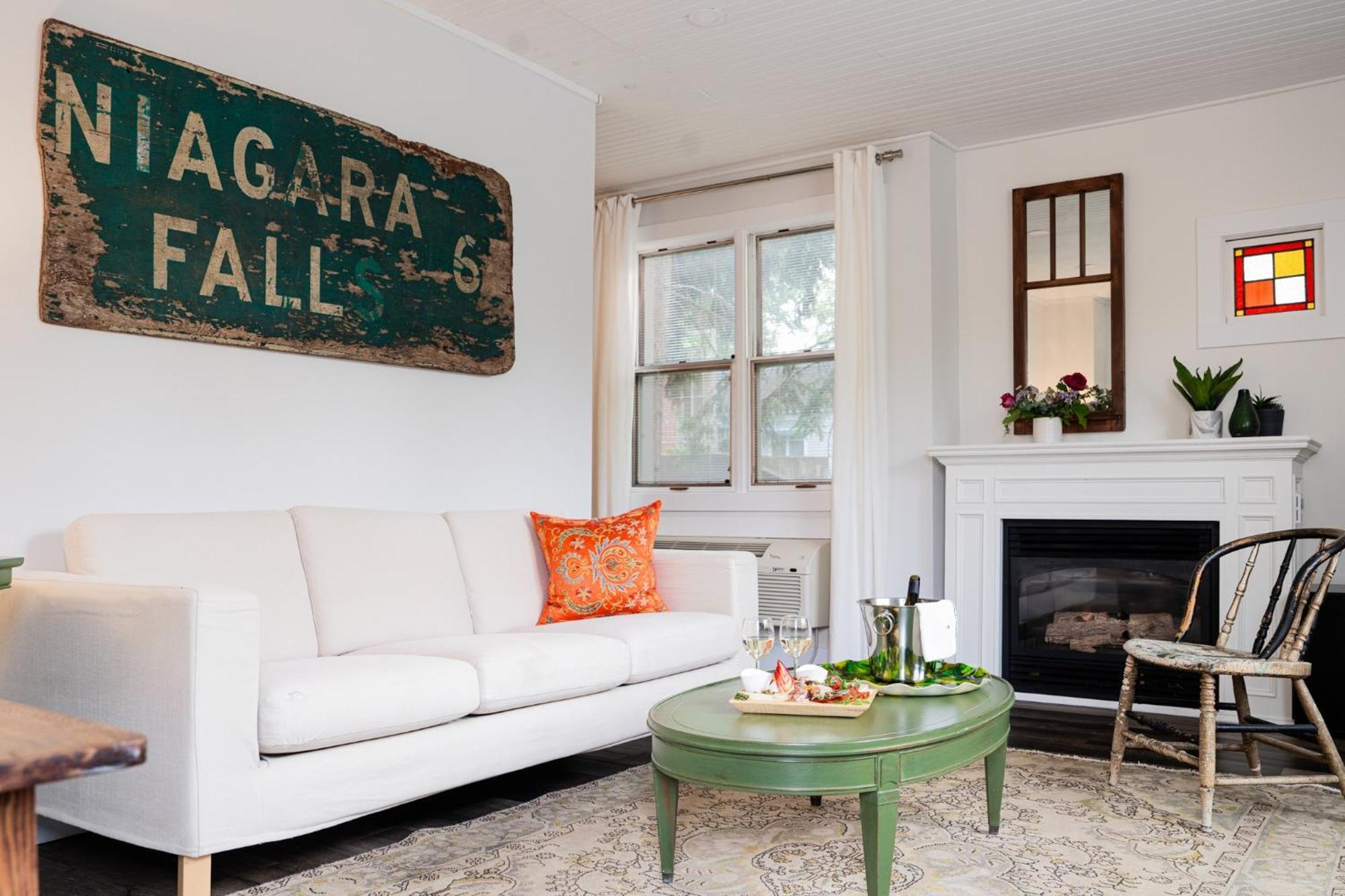 The Kent Motel Niagara-on-the-Lake ภายนอก รูปภาพ