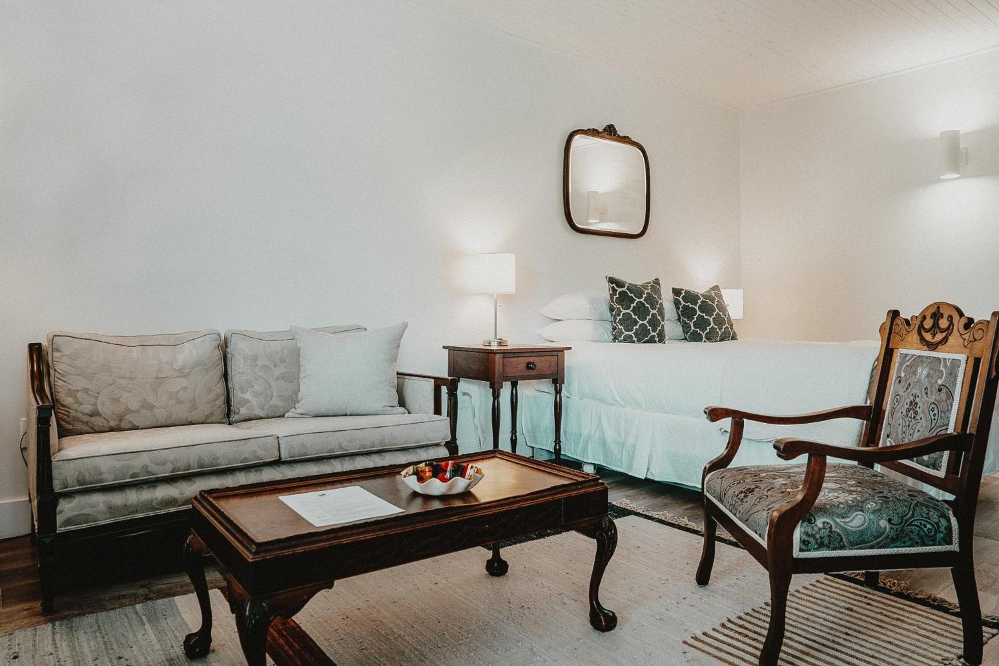 The Kent Motel Niagara-on-the-Lake ภายนอก รูปภาพ